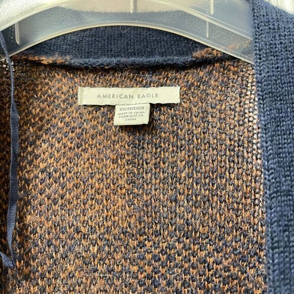 AE American Eagle Oversized Wool Plaid Cardigan Navy Brown Navy Brown – XS - Picture 10 of 13